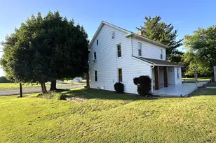 1995 Hanover Pike, Hanover, PA 17331 - Photo 9