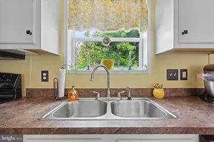 46 Elizabeth Ln, New Oxford, PA 17350 - Photo 13