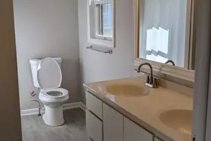 16 Wadsworth Dr, East Berlin, PA 17316 - Photo 3