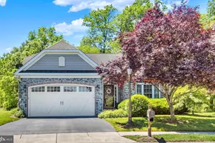 143 Bittern Dr, Gettysburg, PA 17325 - Photo 1