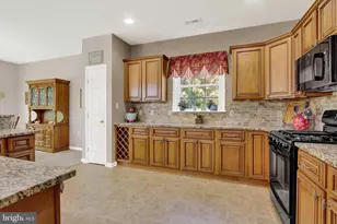 143 Bittern Dr, Gettysburg, PA 17325 - Photo 5
