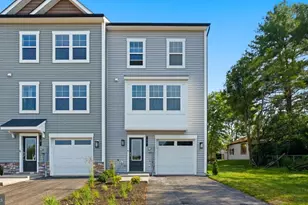 10 Magnolia Ct, Gettysburg, PA 17325 - Photo 3