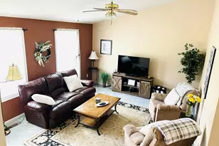 571 Hooker Dr, Gettysburg, PA 17325 - Photo 3