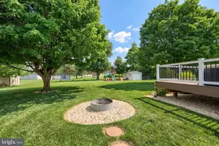 25 Fieldcrest Dr, Littlestown, PA 17340 - Photo 15