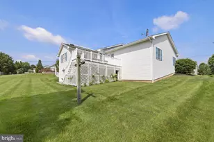 327 Beaver St, East Berlin, PA 17316 - Photo 5