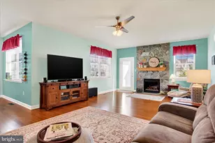 225 Savannah Dr, Gettysburg, PA 17325 - Photo 11