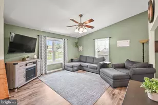 43 Pemberton Dr, East Berlin, PA 17316 - Photo 7