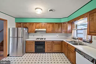 409 Queen St, Gettysburg, PA 17325 - Photo 15