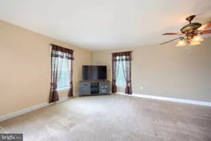 137 Kimberly Ln, New Oxford, PA 17350 - Photo 13