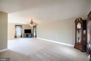 137 Kimberly Ln, New Oxford, PA 17350 - Photo 11
