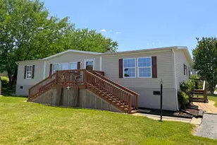115 Raptor Dr, Hanover, PA 17331 - Photo 1