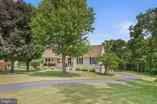 1417 New Chester Rd, New Oxford, PA 17350 - Photo 3