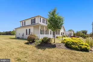 690 Grant Dr, Gettysburg, PA 17325 - Photo 3