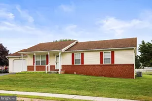 285 Drummer Dr, New Oxford, PA 17350 - Photo 3