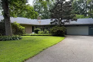 1049 Ridge Rd, Gettysburg, PA 17325 - Photo 1