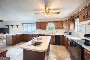 25 John Edward Dr, Littlestown, PA 17340 - Photo 13