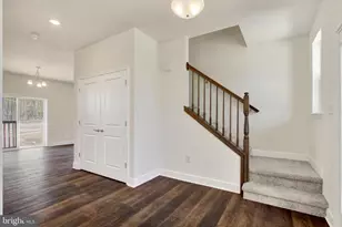 107 W Audubon Rd, Gettysburg, PA 17325 - Photo 3