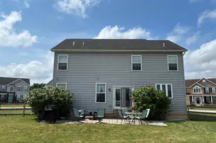 224 Friendly Dr, Hanover, PA 17331 - Photo 3