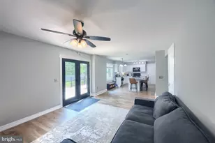 2 Wheaton Dr, Littlestown, PA 17340 - Photo 9