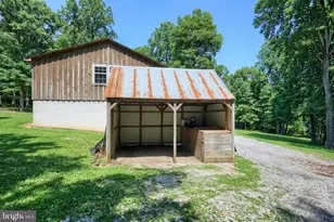 950 Green Springs Rd, Hanover, PA 17331 - Photo 17