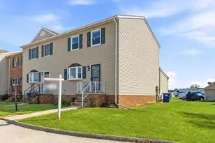 31 Pioneer Ln, Gettysburg, PA 17325 - Photo 1