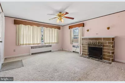 19 N Jefferson Street, Hanover, PA 17331 - Photo 5
