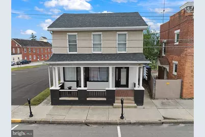 105 S Queen Street, Abbottstown, PA 17301 - Photo 1