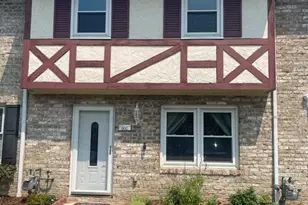 802 Hills Dr, Gettysburg, PA 17325 - Photo 1