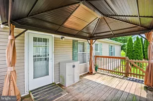 29 Hampshire Dr, New Oxford, PA 17350 - Photo 3