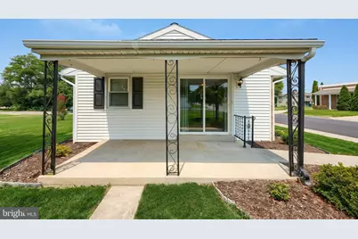 1000 W Elm Avenue, Hanover, PA 17331 - Photo 11