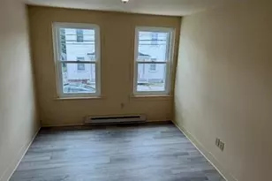 123 W King St, Littlestown, PA 17340 - Photo 5