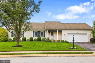 70 Kevin Dr, New Oxford, PA 17350 - Photo 3