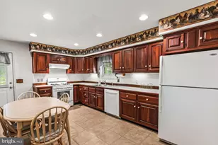 70 Kevin Dr, New Oxford, PA 17350 - Photo 11