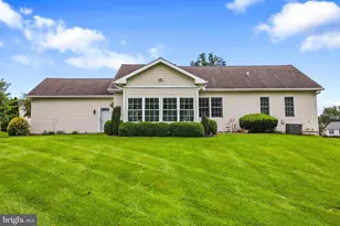 70 Kevin Dr, New Oxford, PA 17350 - Photo 31