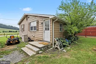 110 Water St, Fairfield, PA 17320 - Photo 17