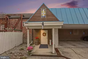 37 N 4th St, Gettysburg, PA 17325 - Photo 15