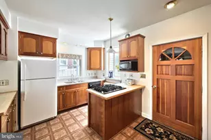 412 Carlisle St, Gettysburg, PA 17325 - Photo 9
