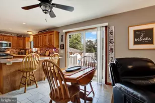827 Hancock Dr, Gettysburg, PA 17325 - Photo 11