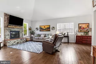 106 Brookside Ln, Gettysburg, PA 17325 - Photo 5