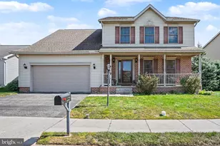 8 Sycamore Ct, Littlestown, PA 17340 - Photo 1