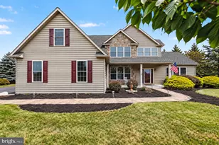 12 E Summit Dr, Littlestown, PA 17340 - Photo 3