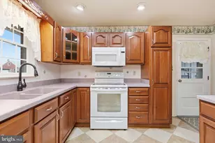 40 Maryland Ave, Littlestown, PA 17340 - Photo 11