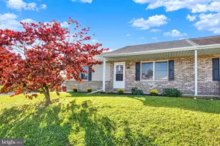 12 Sycamore Ln, Hanover, PA 17331 - Photo 3