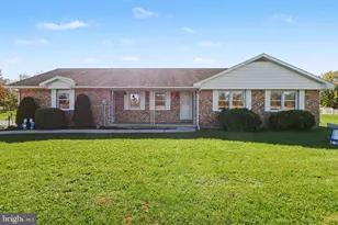 60 N Miller St, Fairfield, PA 17320 - Photo 1