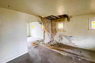 179 Magnolia St, Homestead, PA 15120 - Photo 5