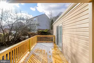 1233 Woodhill Dr, Gibsonia, PA 15044 - Photo 9