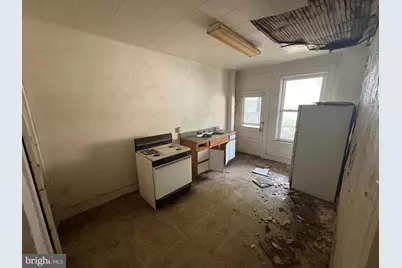 418 Middle Ave Avenue, Wilmerding, PA 15148 - Photo 3