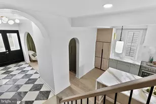 32 Mayflower St, Pittsburgh, PA 15206 - Photo 7