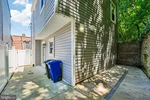 3022 Harcum Wy, Pittsburgh, PA 15203 - Photo 29