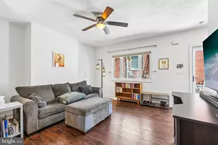3022 Harcum Wy, Pittsburgh, PA 15203 - Photo 7
